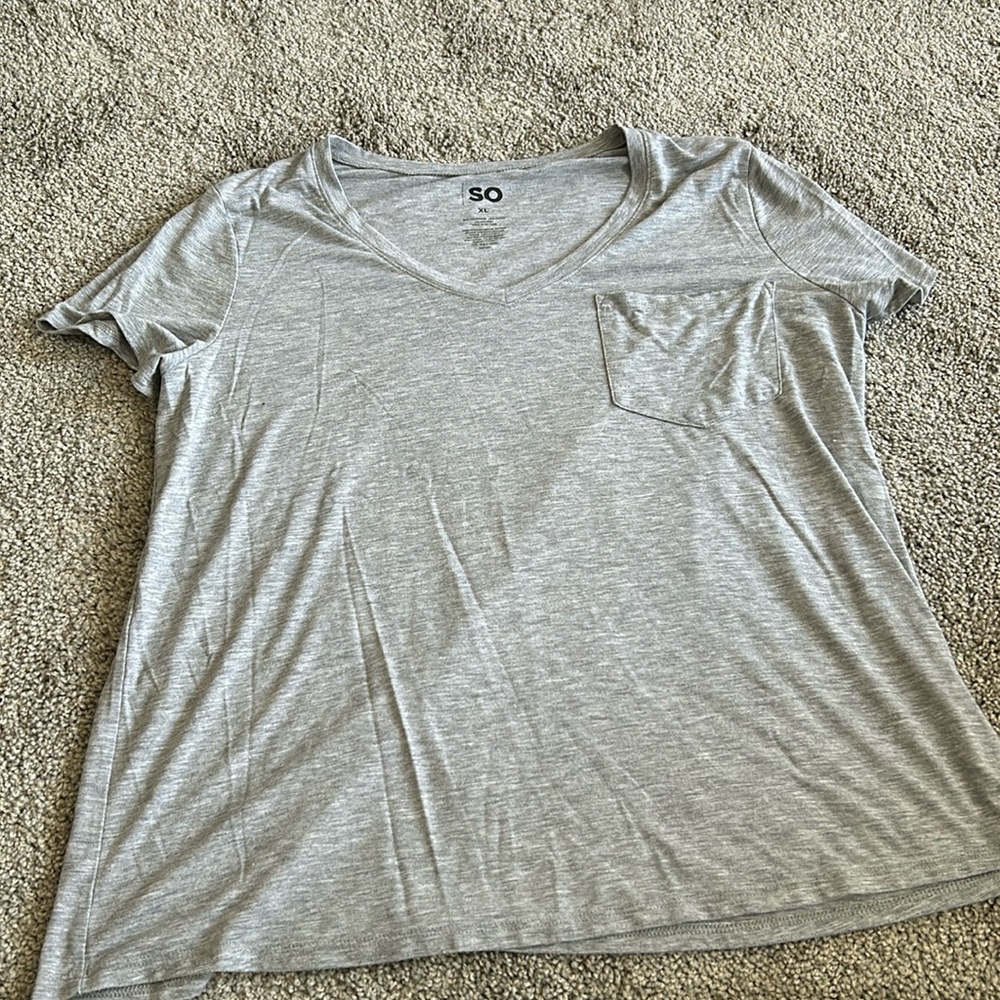 Grey t-shirt. Brand is So from Kohl’s. Size XL